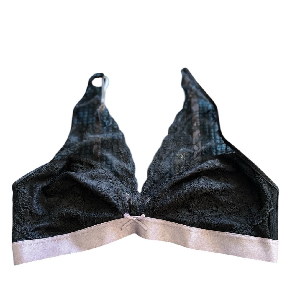 Adore Me Sexy Black Lace Bralette Sz L. Banded Adjustable Straps Lined Cups